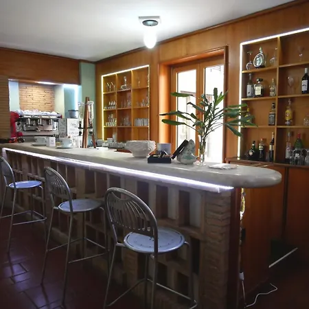 Lh Albergo Il Picchio Отель