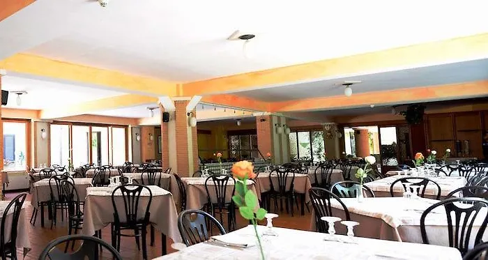 Hotel Lh Il Picchio 4*