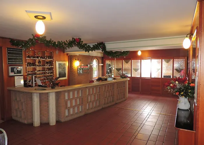 Lh Albergo Il Picchio 4*