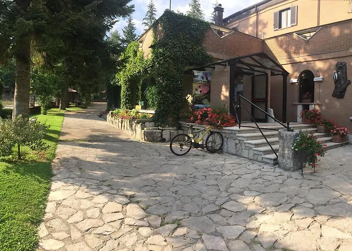 Lh Albergo Il Picchio Pescasseroli