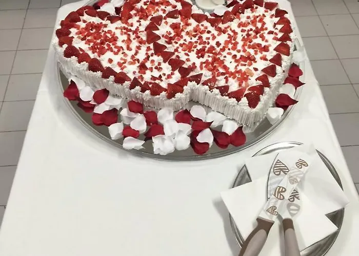 Lh Albergo Il Picchio Hotel