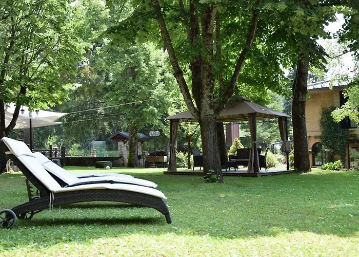 Hotel Lh Albergo Il Picchio 4*