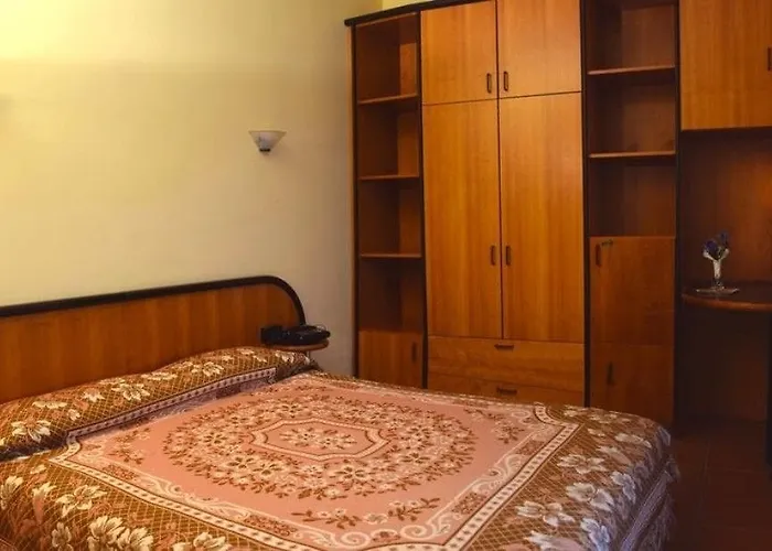 Lh Albergo Il Picchio Hotel Pescasseroli